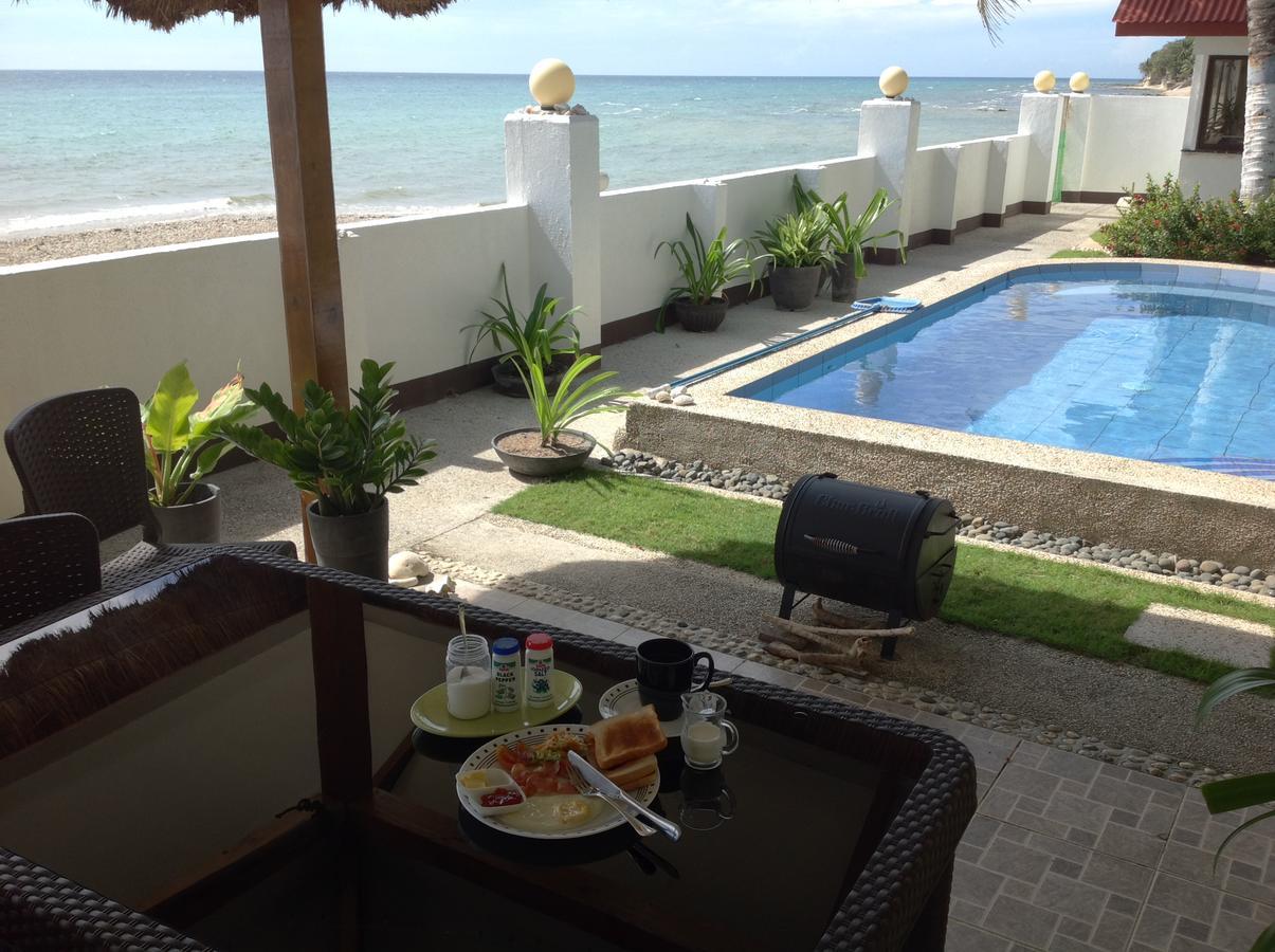 Bamboo Beachhouse Dormitory Garcia Hernandez Exterior foto